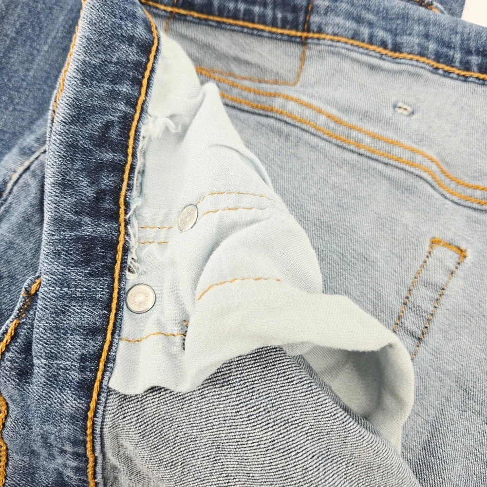 Levi's 559 Relaxed Straight Leg Jeans Dark Wash Size 38x30‎